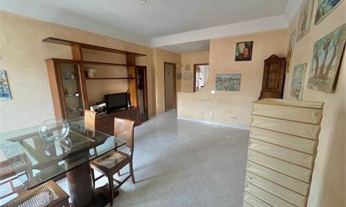 PIANO ALTO CON AMPIO BOX