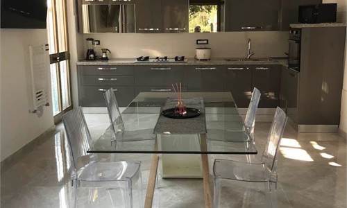 VILLA SINGOLA MONOPIANO